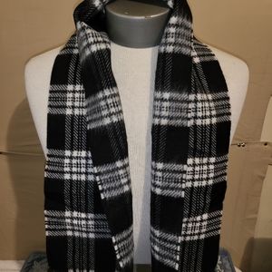 Goudchaux scarf